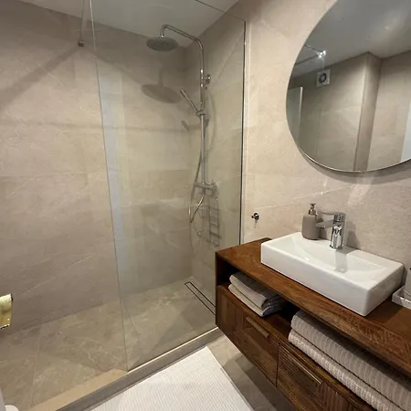 El Paraiso Penthouse 3 Terraces, Panoramic Views Lejlighed Estepona