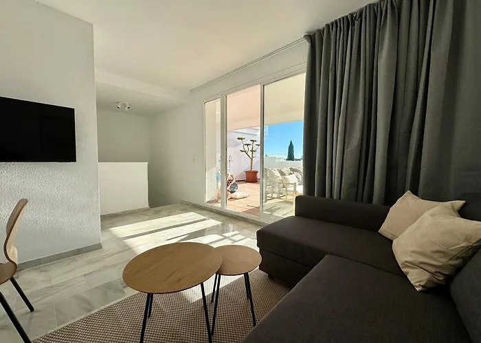 El Paraiso Penthouse 3 Terraces, Panoramic Views Estepona