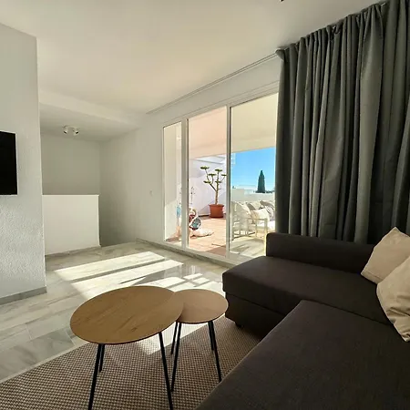 El Paraiso Penthouse 3 Terraces, Panoramic Views Estepona